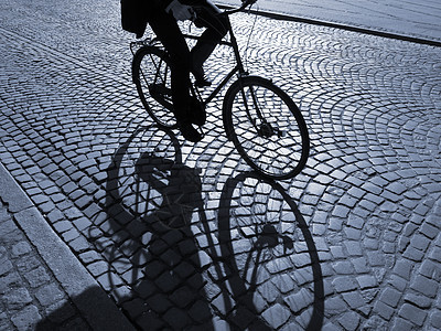 下午骑自行车图片
