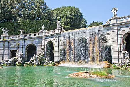 意大利历史性岩石艺术公园奢华雕像花园喷泉建筑旅行图片