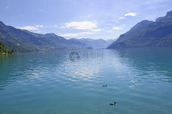 Swezland的布赖因兹湖高地草地农田农业蓝天游客风景旅行山脉森林图片