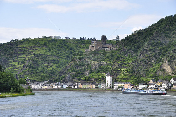 圣加尔沙森镇和卡茨城堡城堡天空房屋废墟古迹游客世界遗产旅行文化遗产旅游图片