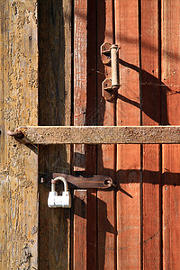 旧门建筑学入口木头安全风格木质乡村建筑金属房子图片