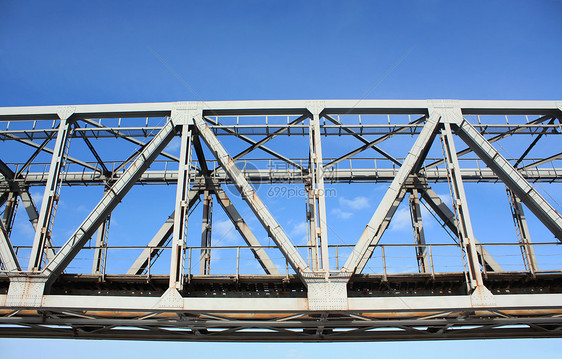铁路桥螺栓航程速度建筑领带运输火车天空过境交通图片