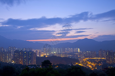 日落时在香港市中心基础设施住房生活景观抵押爬坡场景顶峰旅游多层图片