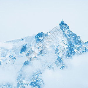 山上有高山风景单板旅行太阳远足岩石旅游运动滑雪季节图片