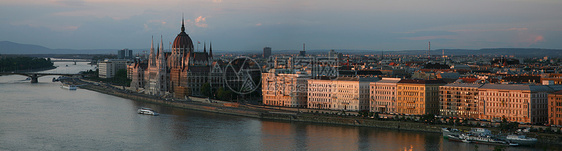 布达佩斯 下午深下午教会城堡场景景观天空首都旅行城市外观地方图片