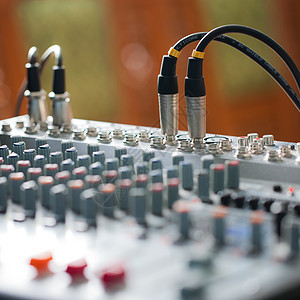声音混音器作曲家生产制作人桌子频率调音台按钮播送音乐推子图片