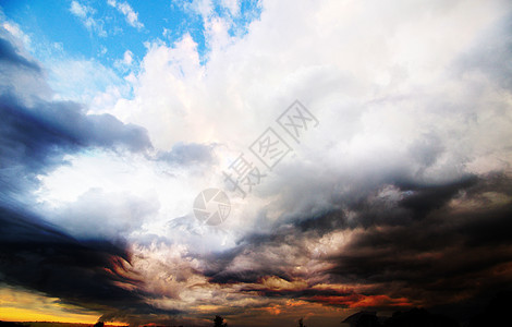 云气象柔软度云景美丽天际场景天空阳光环境蓝色图片