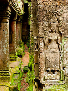圣殿里有笑脸砂岩高棉语上帝纪念碑历史艺术雕塑旅行寺庙石头图片