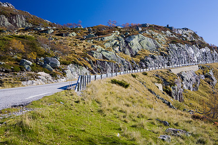 挪威Urdvasshei峰附近山脉山区交通工具位置旅行运输公路世界道路外观图片