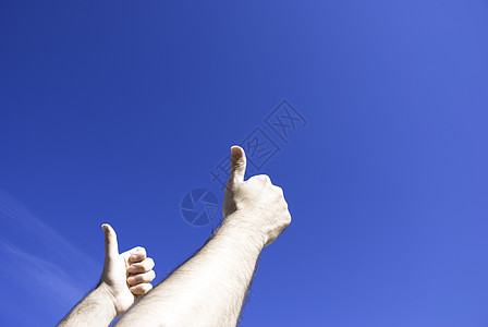 好吧调子手臂蓝色乐趣商业成功运气天空男性手指图片