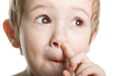选鼻子童年厌恶头发男性乐趣探索鼻塞眼睛男生手势图片