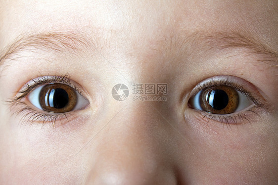 儿童眼睛图片