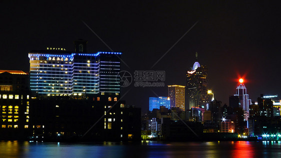 澳门夜幕天空地标城市繁荣商业建筑学市中心旅游蓝色反射图片