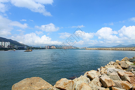 香港白天的沿海风景 许多居民居住在香港图片