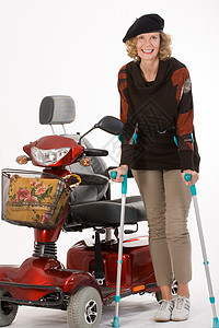 老年残疾妇女朋友健康保险女性电动车饮食皮革手表车辆运输自由图片