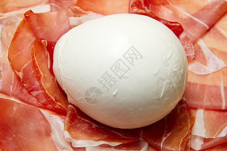 意大利马扎里拉营养饮食水牛火腿食物香料白色圆形图片