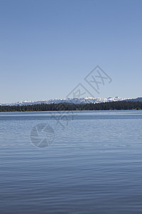 有平静水面的空湖海浪涟漪蓝色纹理效果柔软度图案环境风景自然纹图片