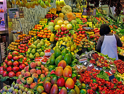 水果 世界著名的巴塞罗那市场 西班牙店铺旅行摊位饮食油桃游客奇异果橙子价格柠檬图片