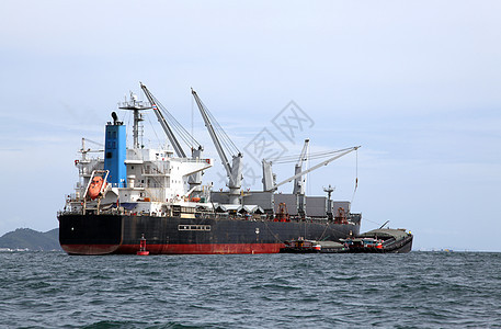 货运货船船运波浪油船摩托艇巡航帮助汽艇港口贮存后勤图片