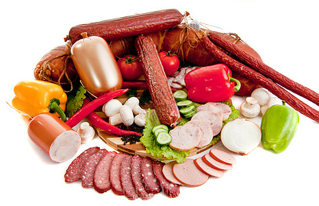 风干牛肉切片香肠 蔬菜和红派牛肉小吃男性早餐产品食物美食猪肉香料手指背景