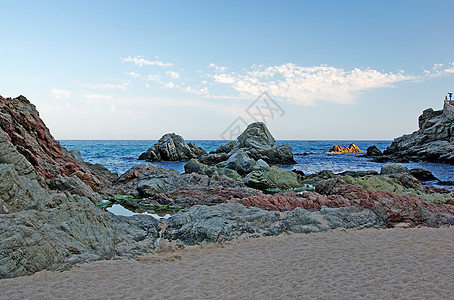 海岸的岩石 地中海风景 注天空气候戏剧性海景石头风景地平线旅游蓝色假期图片