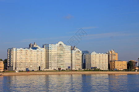 圣彼得堡城市景色在日落前的夕阳升起旅游地标运河文化艺术旅行明信片反射景观日历图片