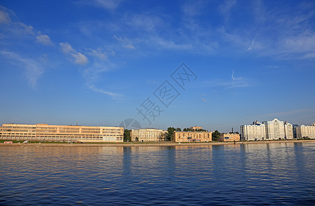 圣彼得堡城市景色在日落前的夕阳升起景观地标明信片全景框架晴天中心历史旅游金子图片