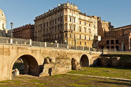 古罗马废墟旅游地方建筑学游客外观建筑城镇纪念碑结构广场图片