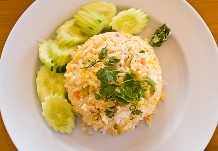 泰国炒饭大米饮食盘子香料食物用餐美味美食午餐文化黄瓜图片