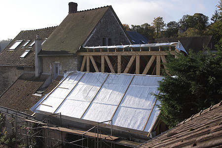 屋顶木架的建筑图案改造螺柱建造装修住宅木头项目木材木板天空图片