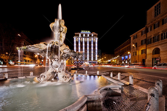 喷洒古罗马雕像历史艺术喷泉景点旅游雕塑广场图片
