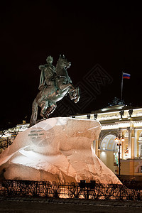 俄罗斯彼得大帝的雕像图片