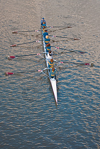 划船赛艇人员训练耐力竞赛全体蓝色独木舟运动员帆船赛图片