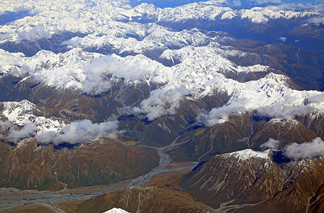 从上方视图的南高山阿尔卑斯山脉风景图片