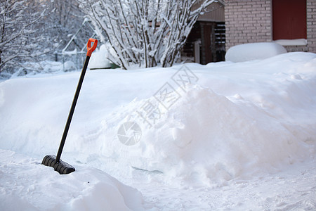 铲雪季节金属白色水平薄片花园天气降雪工具背景图片