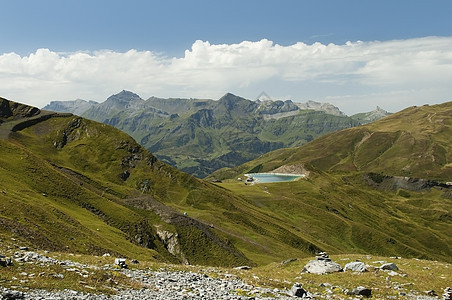 瑞士阿尔卑斯山绿色风景山脉蓝色假期天空高山岩石乡村顶峰图片