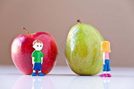 争夺健康食品选择权(梨和苹果)的争论图片