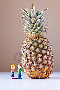 讨论健康营养问题(菠萝) (Pineapple)图片