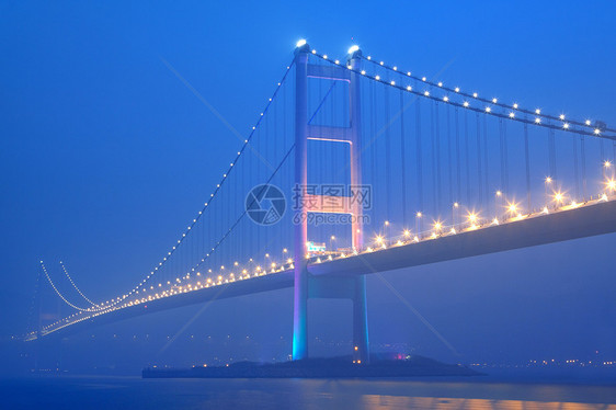 马桥桥日落建筑岩石车辆市中心景观天空速度蓝色汽车图片