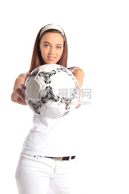 年轻女子足球女青年小鸡少年白色黑发女士运动女孩图片