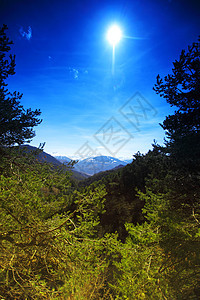 山林高山自由顶峰国家风景爬坡旅行场景天空岩石图片
