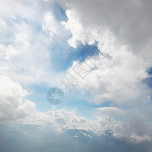 山上有高山季节阳光云杉滑雪高度单板顶峰运动阴霾暴风雪图片