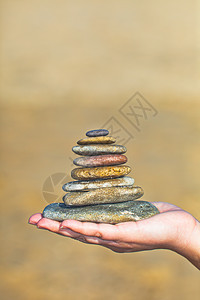 锌石按摩生长海滩治疗环境巨石岩石石头冥想平衡图片