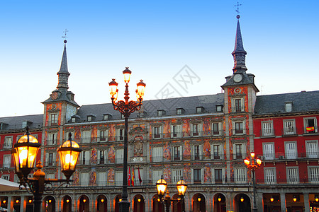 马德里广场西班牙典型广场市市长广场纪念碑历史街道天空假期城市建筑学蓝色观光遗产图片