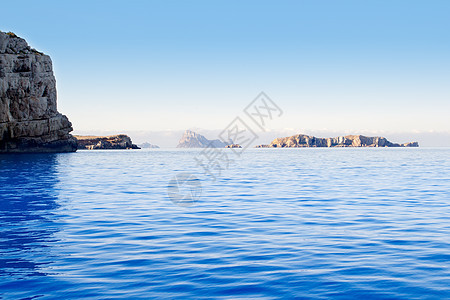 伊比萨埃斯帕托岛观光海洋小岛旅行假期波浪太阳海滩旅游石头图片