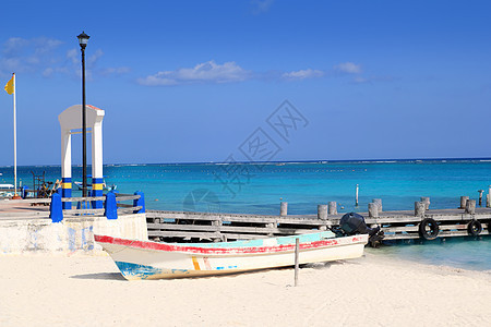 莫雷洛斯港海滩船 绿绿加勒比图片