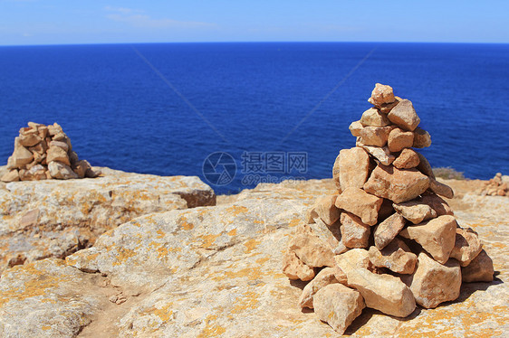 希望有石头来许愿 风将带来蓝色欲望海岸传统海岸线地标假期世界岛屿晴天图片