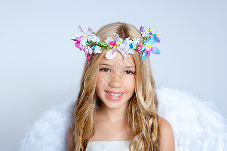 天使儿童小女孩肖像时装白色翅膀头发女孩花朵戏服卷曲羽毛孩子喜悦裙子快乐图片