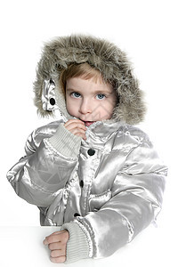 冬季大衣小姑娘女青年眼睛女性帽子喜悦女孩季节兜帽童年乐趣图片