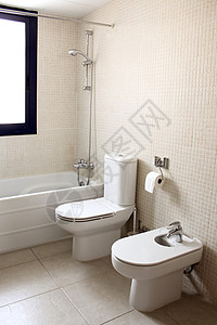 浴室用洗手间和浴台图片